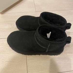 Classic Ultra Mini UGG